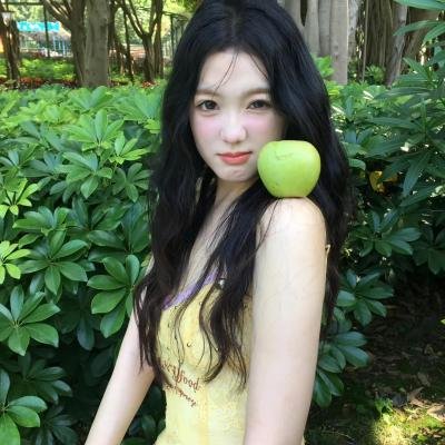 我的隐藏大佬身份被曝光了